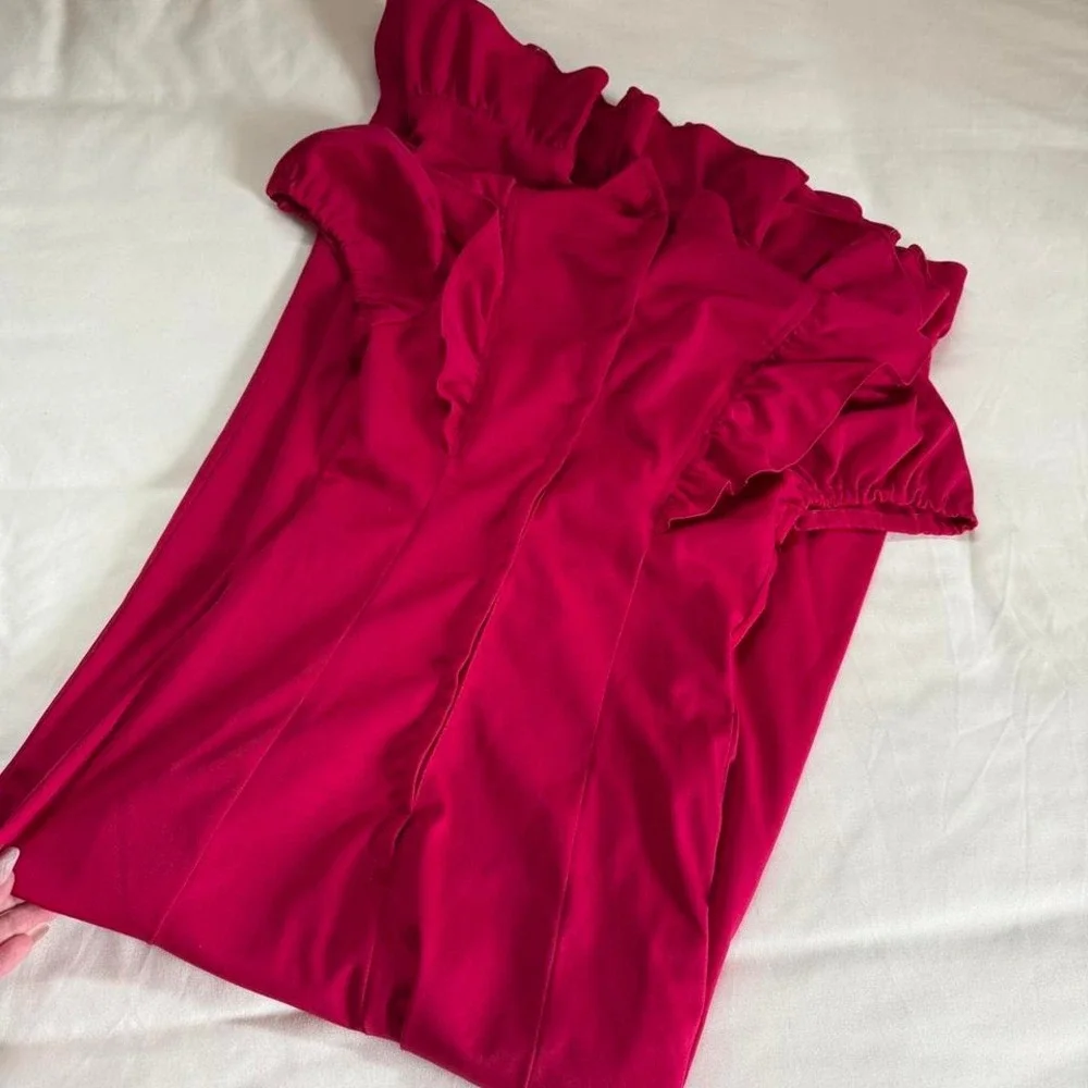 N/A 70s red